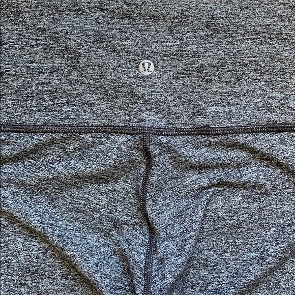Lululemon Crops - Picture 2 of 2